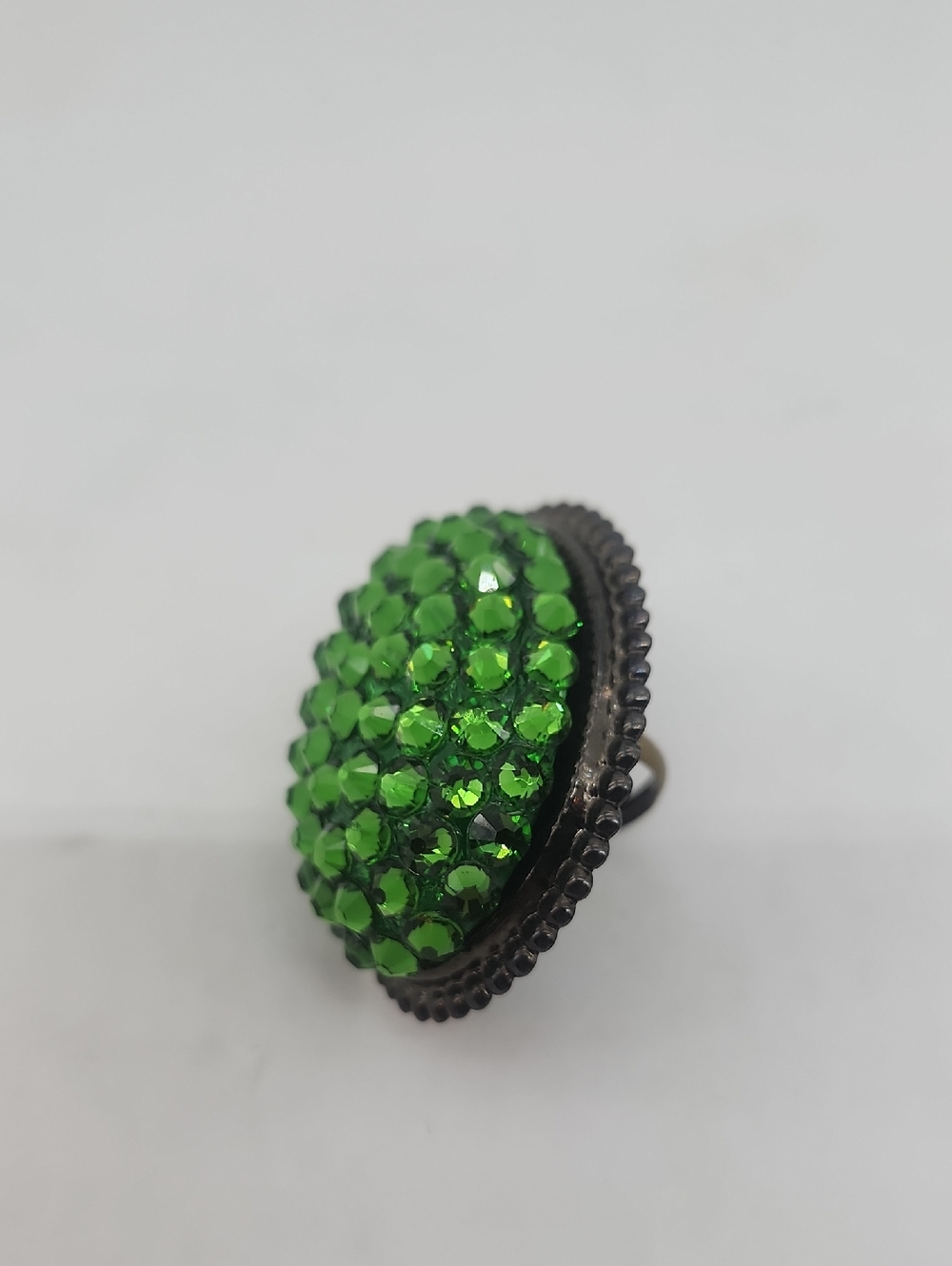 GASOLINE GLAMOUR GREEN RHINESTONE COCKTAIL RING - Picture 9 of 9